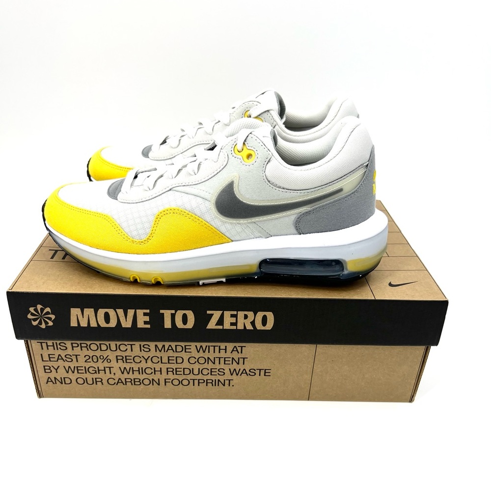 Nike Air Max Motif ‘Photon Dust Yellow’ Men’s Size 8